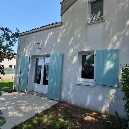Maisonnet A Deux Pas Des Commerces Et 400m De La Plage, - Fr-1-476-129 La Faute-sur-Mer