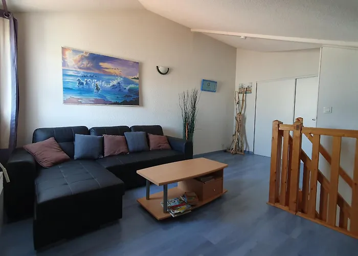 Hébergement de vacances Maisonnet à Deux Pas Des Commerces Et 400m De La Plage, - Fr-1-476-129 La Faute-sur-Mer